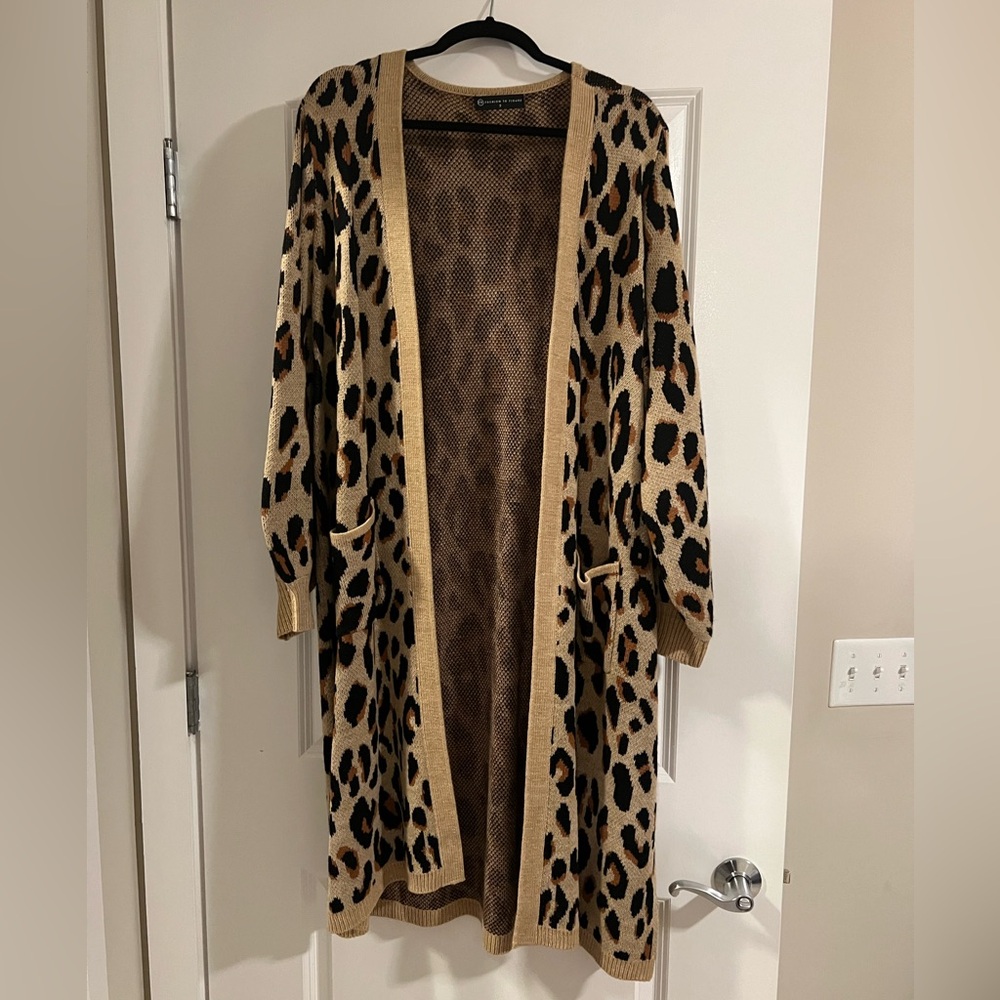 NWOT Fashion to Figure Leopard Long Cardigan Sweater Size 2X
